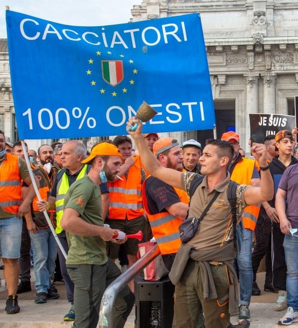 Manifestazione cacciatori milano SETTEMBRE 2021